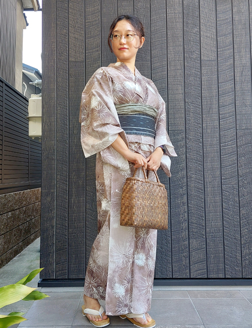 スタッフコーデ